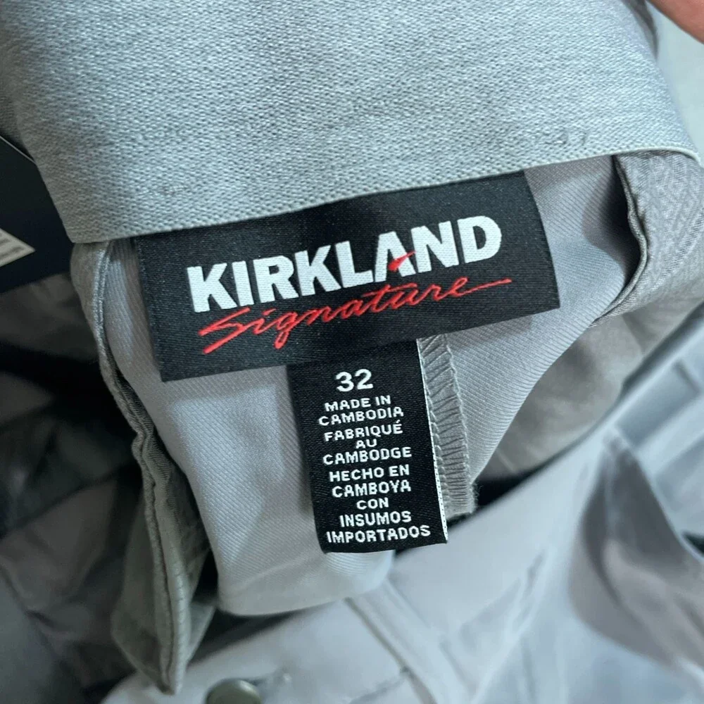 NWT Kirkland Signature Men's 32 Gray Stretch Shorts With UPF 50 Bermuda